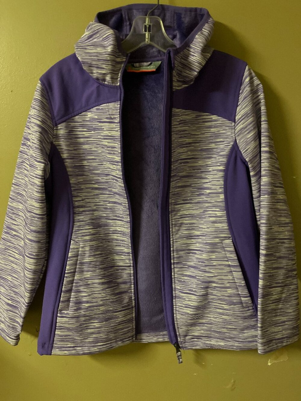 WOMENS FREE COUNTRY  ZIP JACKET 14/16